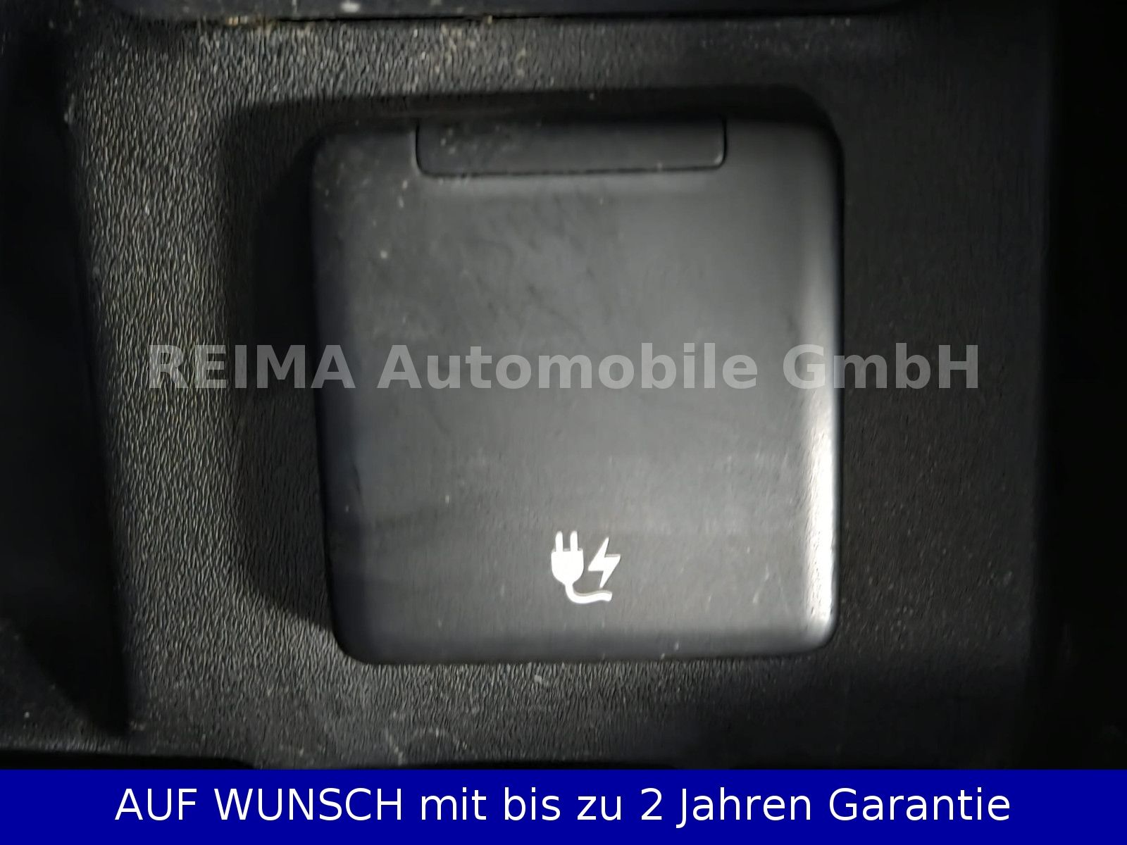 Fahrzeugabbildung Land Rover Defender 110 P400 V6, Pano, Meridian, Luft, LED