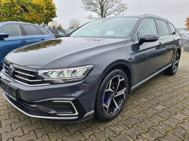 Volkswagen Passat Var GTE AHK LED Kamera TravelAss HUD DAB+