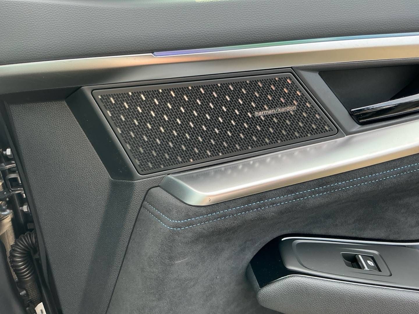 Fahrzeugabbildung Renault Austral Esprit Alpine Full Hybrid E-Tech 200