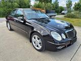 Mercedes-Benz E 320 E-Klasse Lim. E 320 CDI*Avantgarde - Mercedes-Benz E 320: E320cdi
