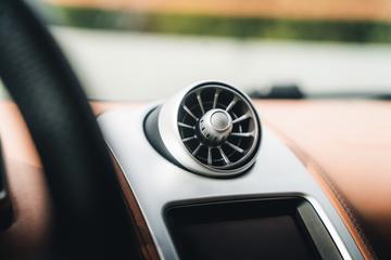 2012 Mclaren MP4-12C 缩略图 18