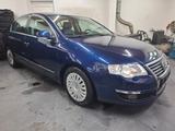 Volkswagen Passat Lim.Highline! Tüv/Service Neu!Allwetterr. - Volkswagen Passat aus 2006