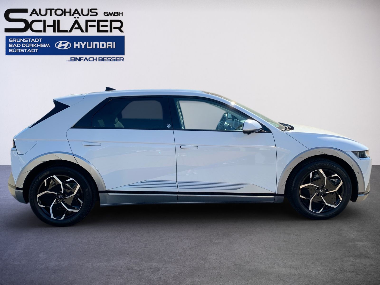 Fahrzeugabbildung Hyundai IONIQ 5 Uniq 72,6kWh Panorama Relax-Paket