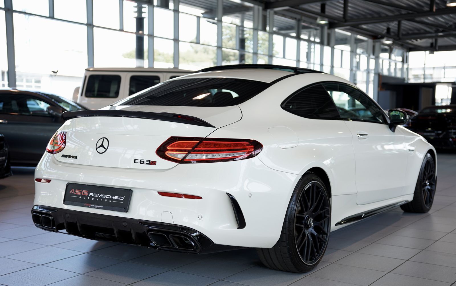 Mercedes Benz C 63 Amg