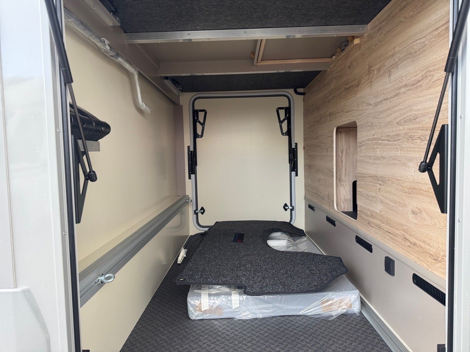 Fahrzeugabbildung Eura Mobil Integra Line GT IL 726 EF Mondial+, Mark. ,170PS