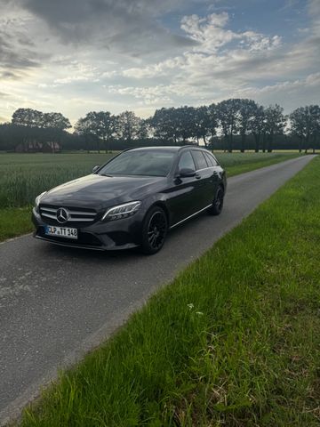 MERCEDES-BENZ C 220 d Autom. 