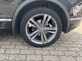Volkswagen Tiguan 2.0 TSI 132kW DSG 4MOTION Highline Hi... - VW Tiguan von privat