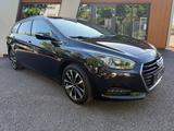 Hyundai i40 cw blue Trend*Pano*LHZ*Kupplung Neu - Hyundai i40 aus 2016