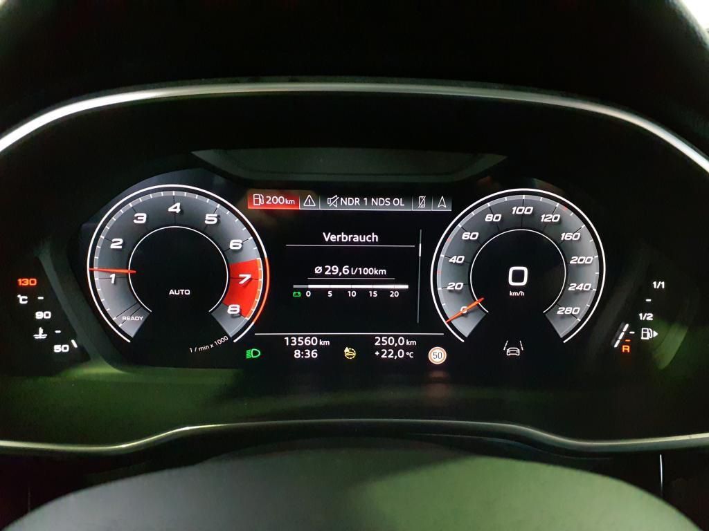 Audi Q3 35 S Line 1.5 TFSI Klima*Tempo*Nav*PDC*SH
