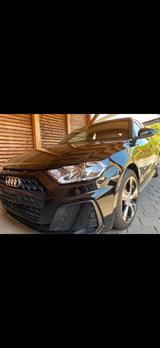 Audi A1 Sportback SLINE 30 TFSI - Audi A1: Sportback Sline