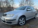 Skoda Fabia 1.4 16V Comfort - Skoda Fabia Comfort mit Benzin-Antrieb