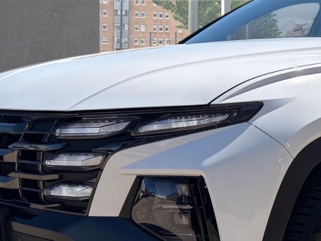 Fahrzeugabbildung Hyundai Tucson FL HEV (MY25) 1.6 T-GDi (215 PS) 4WD Tren