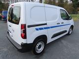 Opel Combo Cargo 1,2 Turbo Kasten  Klima  Temp.  1.Hd - gebrauchte Opel Combo aus dem Jahr 2024