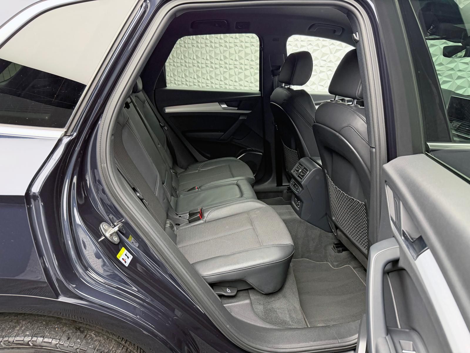 Fahrzeugabbildung Audi Q5 40 TDI S-LINE/QUA/ACC/AHK/MATRIX/KEYLES/RCAM