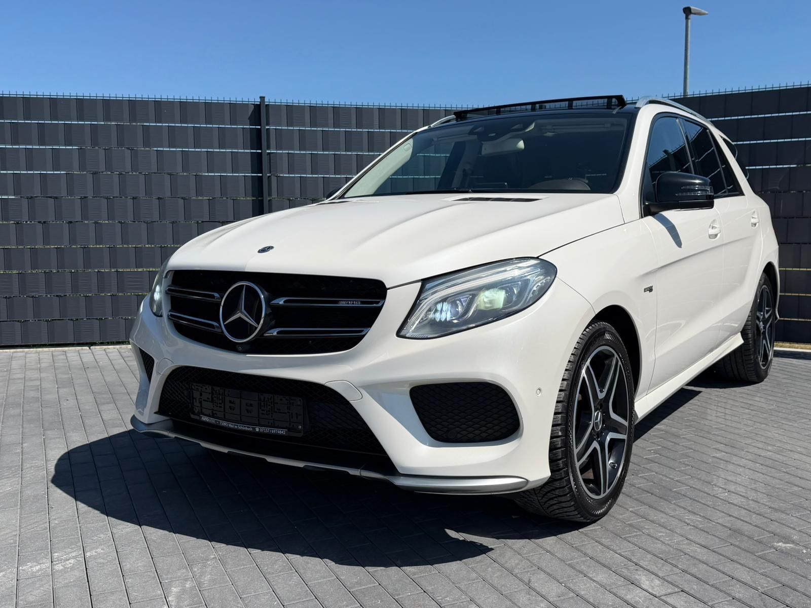 MERCEDES-BENZ GLE 43 AMG 4M*9G*PANO*DESIGNO*360*DISTR*H&amp;K*AHK