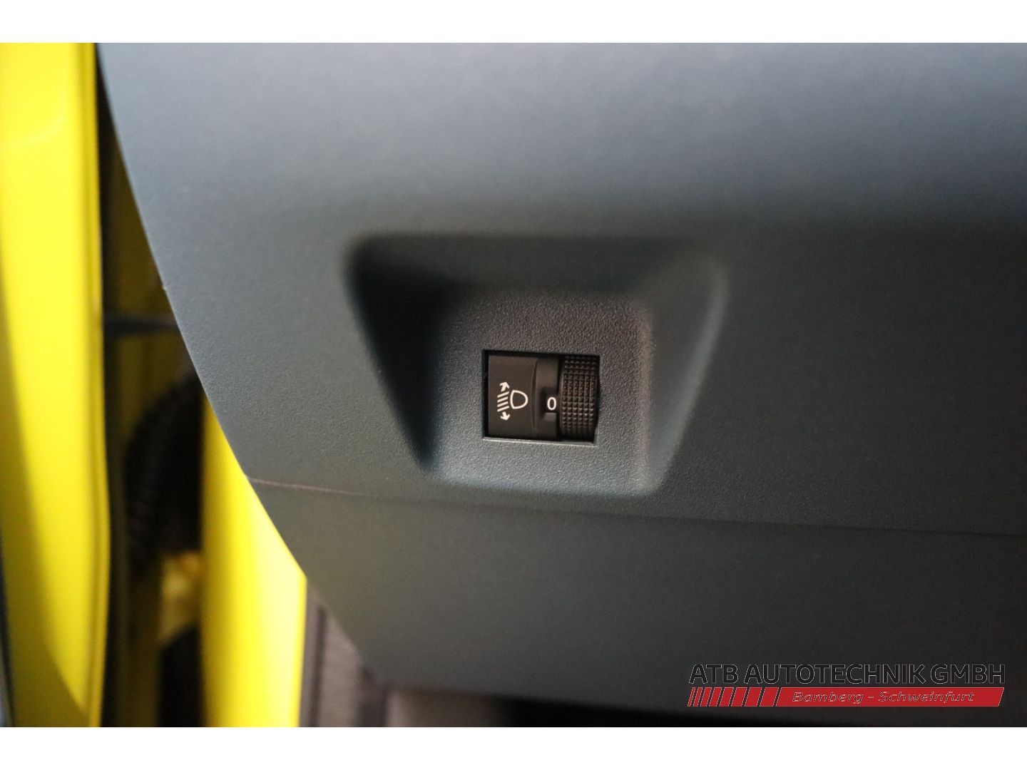 Fahrzeugabbildung Fiat Grande Panda Sonderedition EV 44 kWh Navi Digita