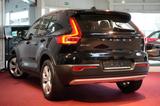 Volvo XC 40 D3 Geartronic Momentum *LED*Virtual*Navi* - Volvo XC40 Momentum mit Diesel-Antrieb