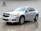 Chevrolet MALIBU 2.4 HYBRID ECO/KAMERA/AHK/LEDER/XENON/SHZ - Chevrolet Malibu Benziner Gebrauchtwagen