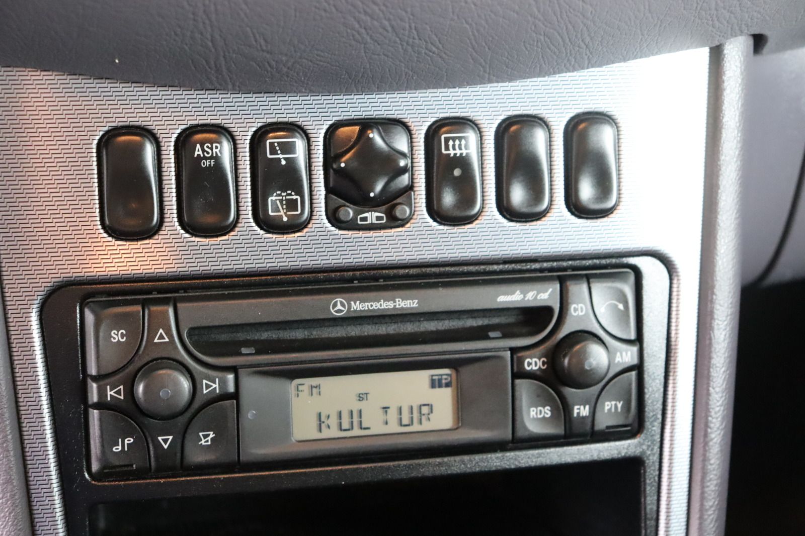 Fahrzeugabbildung Mercedes-Benz A 160 AVANTGARDE * Teill. * HU/AU 04.26