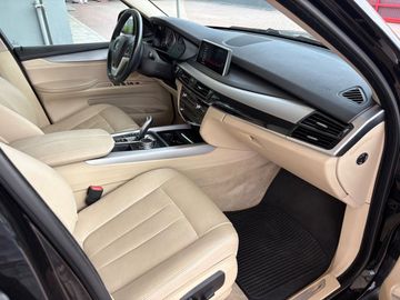 BMW X5 - 12