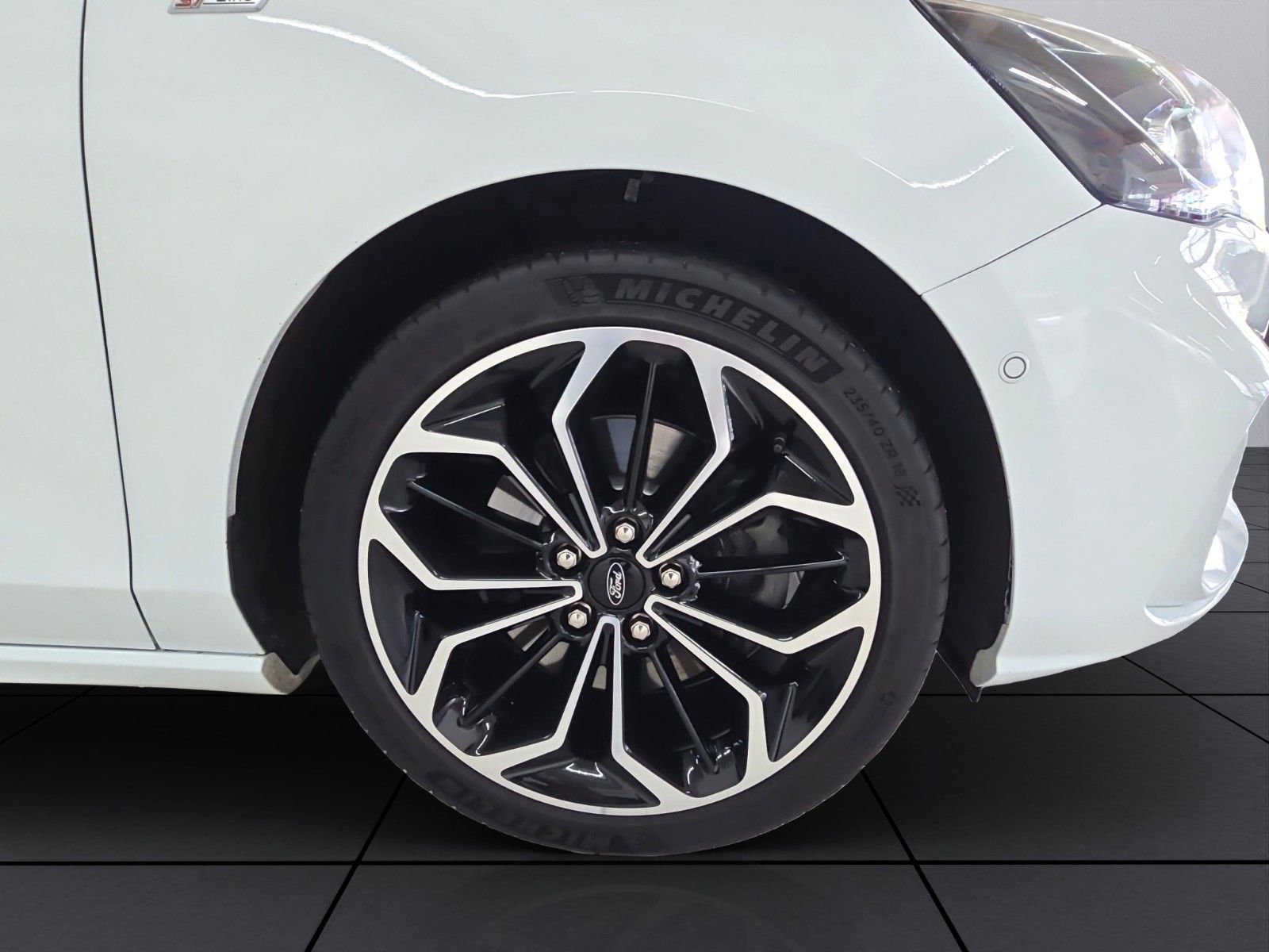 Ford Focus - Ansicht 24