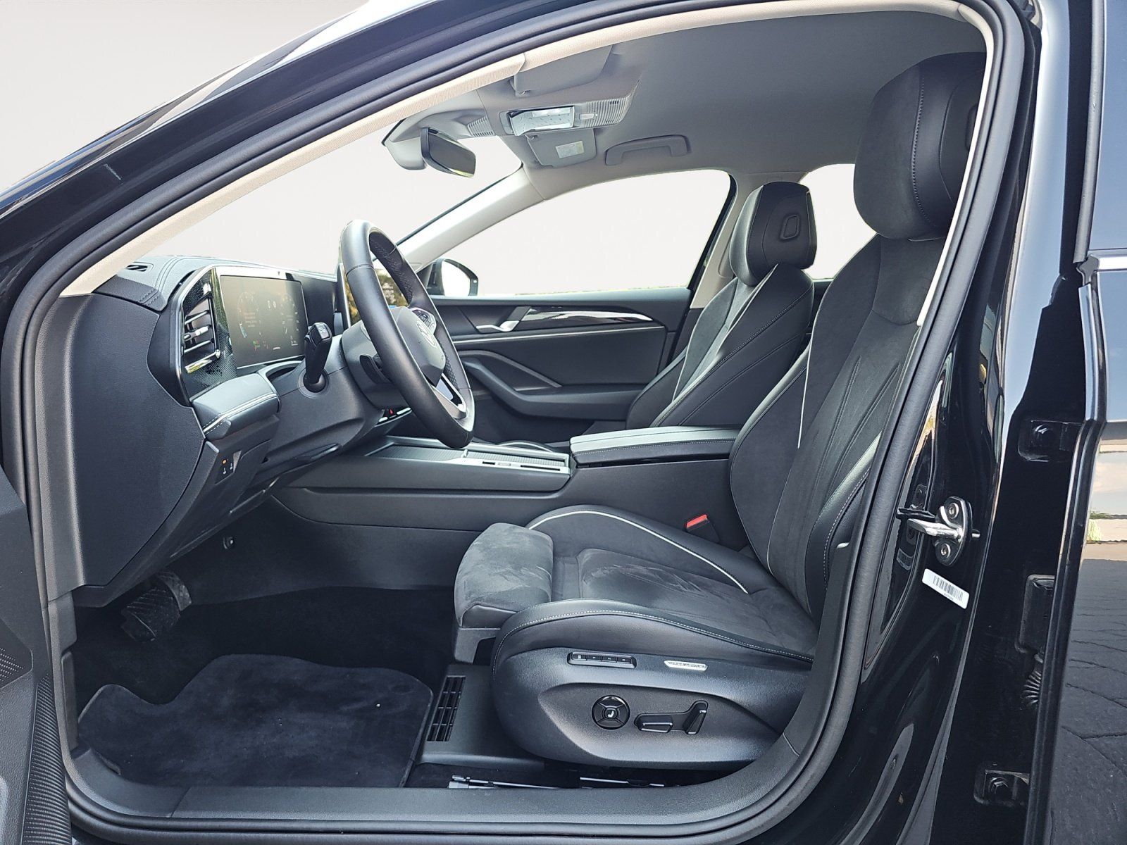 Volkswagen Passat Variant - Bild 7