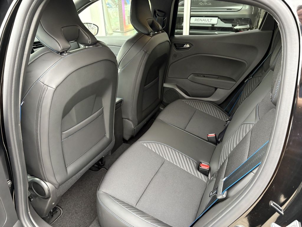 RENAULT Clio - Bild 9