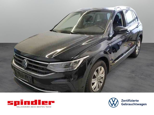 Volkswagen Tiguan Life 2.0 TDI DSG / Navi, PDC, SH