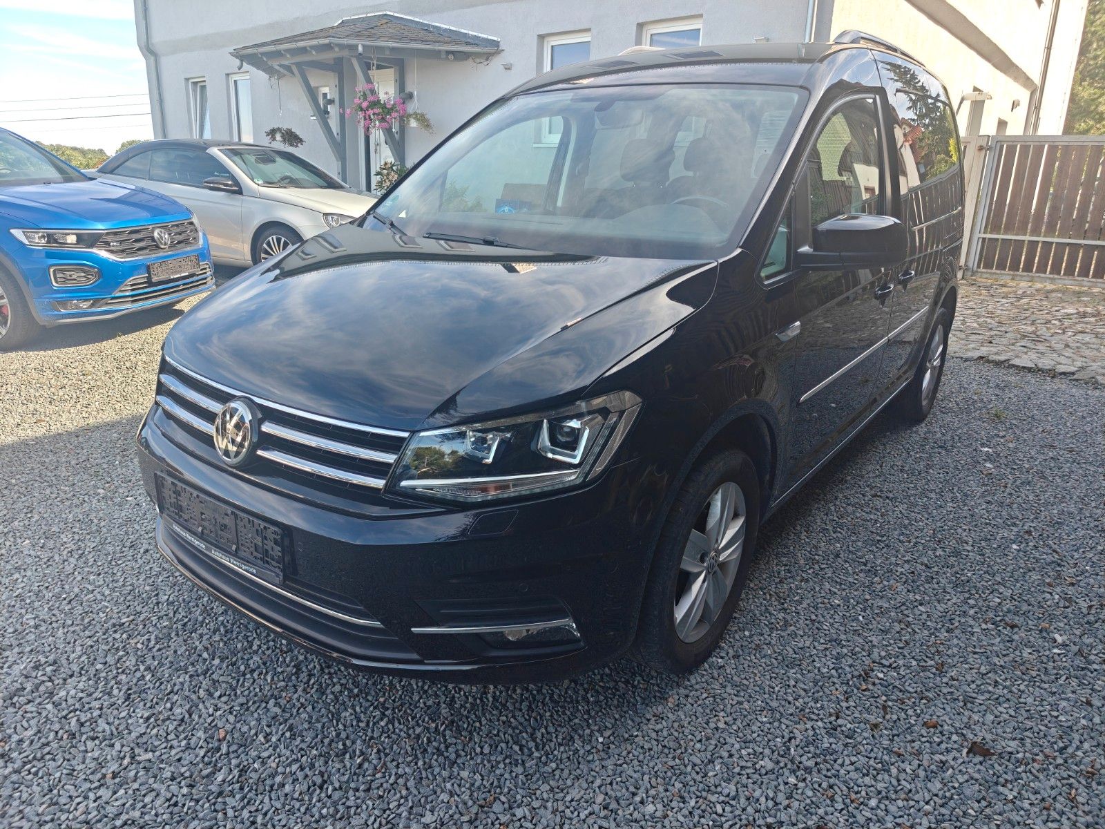 VW Caddy PKW Highline BMT