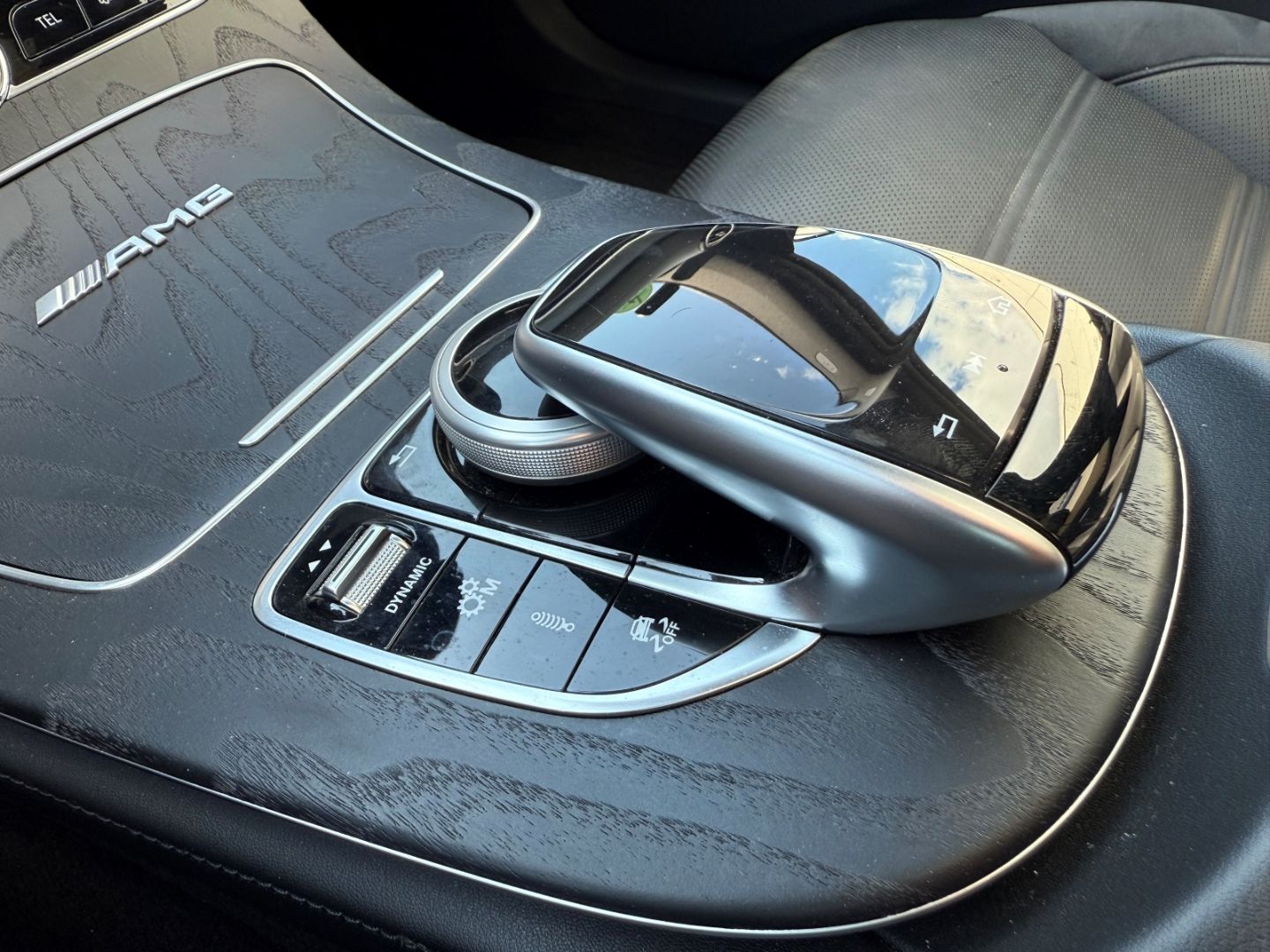 MERCEDES-BENZ E 63 AMG 4Matic EU6d-T HUD Luftfederung AD Nivea - Image 27