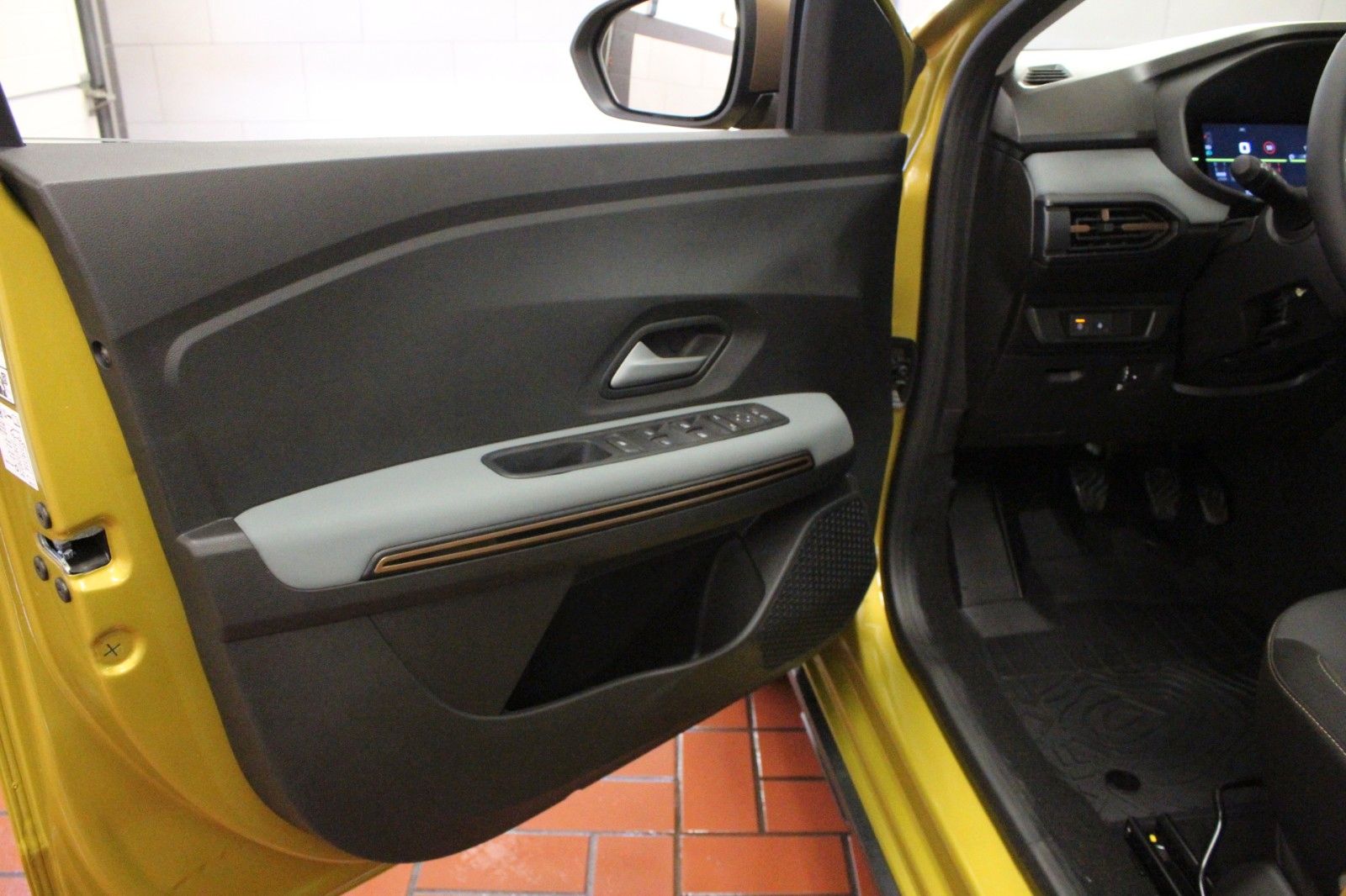 Fahrzeugabbildung Dacia Sandero Stepway TCe 110 Extreme MY 26*Vollausst*