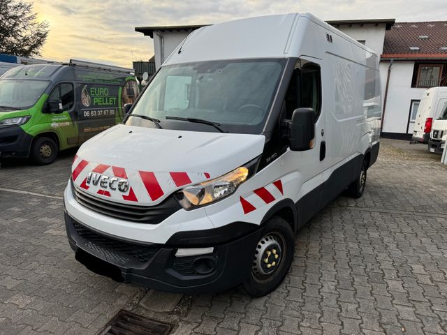 Iveco Daily Kasten HKa 35S16 Radstand 3520 L