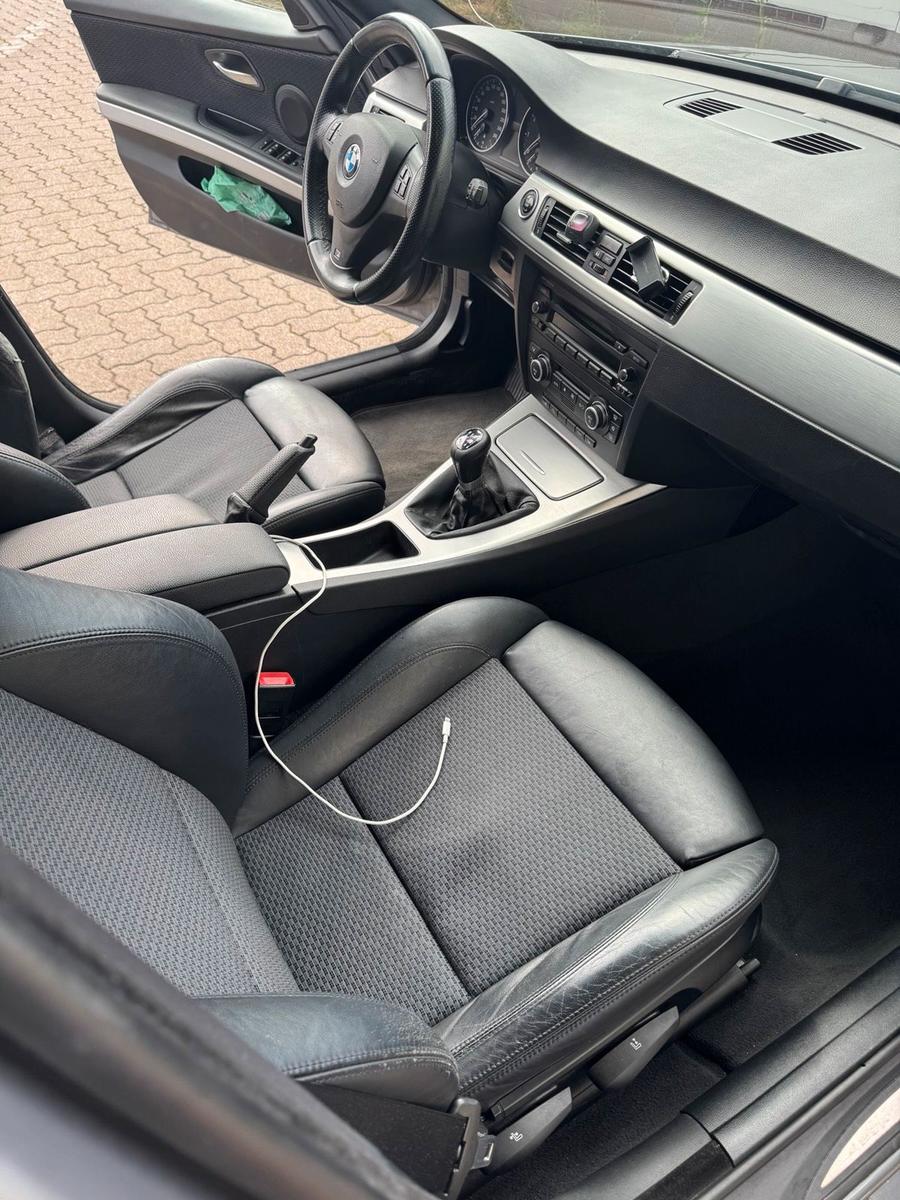 BMW 320 2008 — photo 5