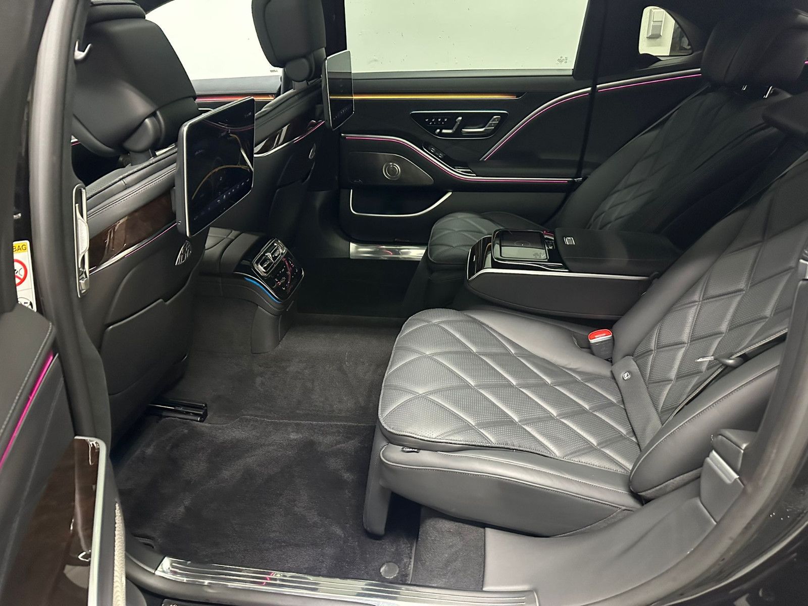 Fahrzeugabbildung Mercedes-Benz S 580 e MAYBACH  *FOND ENTERT*EXCLUSIVE*TABLET