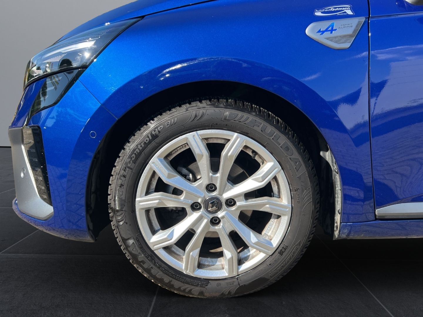 Fahrzeugabbildung Renault Clio V Esprit Alpine 1.0 TCe 90 EU6e Navi Digita