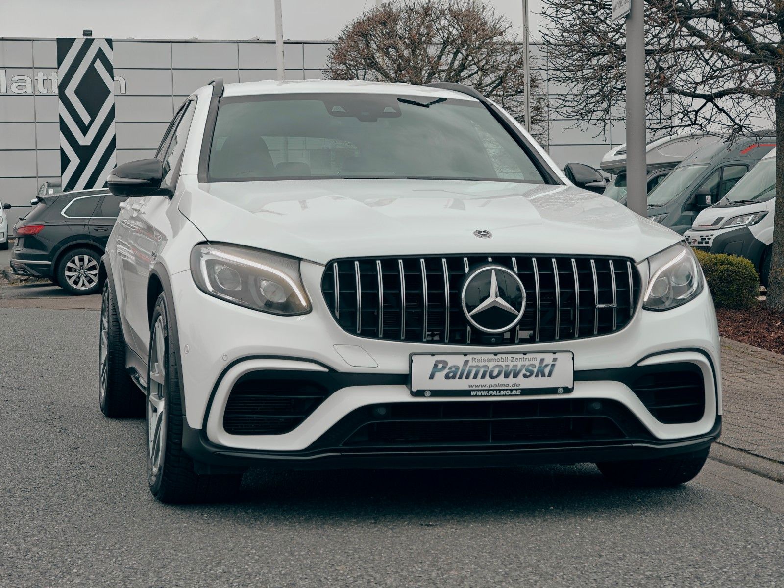 Fahrzeugabbildung Mercedes-Benz GLC 63 AMG 4Matic+, Burmester, Schalensitze, 360