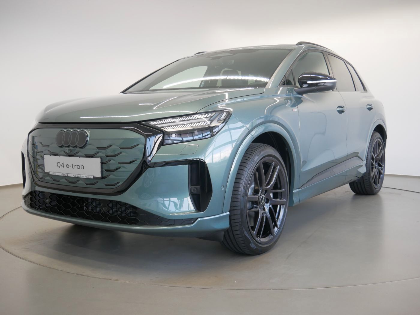 Audi Q4 e-tron quattro MATRIX AHK PANO HEAD-UP imagem 2