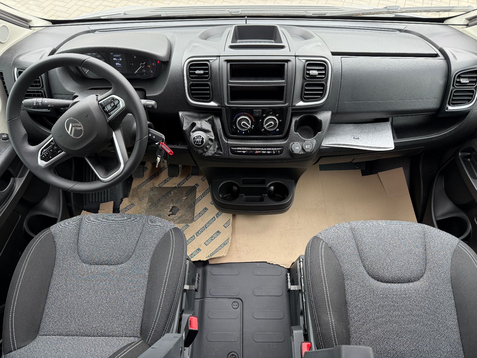 Fahrzeugabbildung Carado V339 pro+ - SUMMER-SALE - 7.822 € SPAREN !