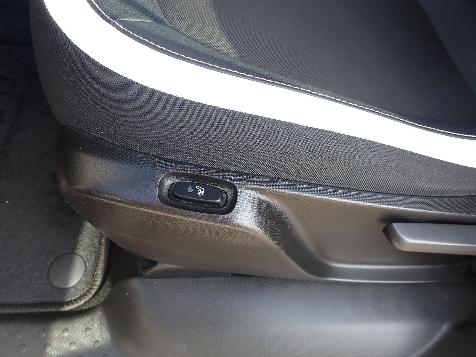 Fahrzeugabbildung Renault Twingo Urban Night Electric
