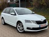 Skoda Octavia 1,5 TSI Combi Clever DSG+Navi+LED+WR+AHK - Skoda Octavia Clever mit Benzin-Antrieb