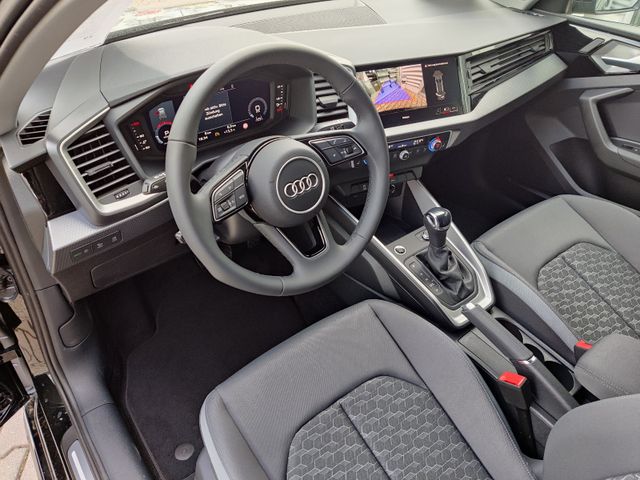 A1 Sportback S line 25 TFSI S tro +1000,- Tanken