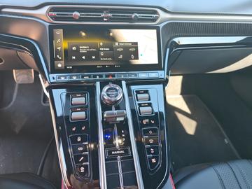  Aston Martin V8 VANTAGE 照片 8