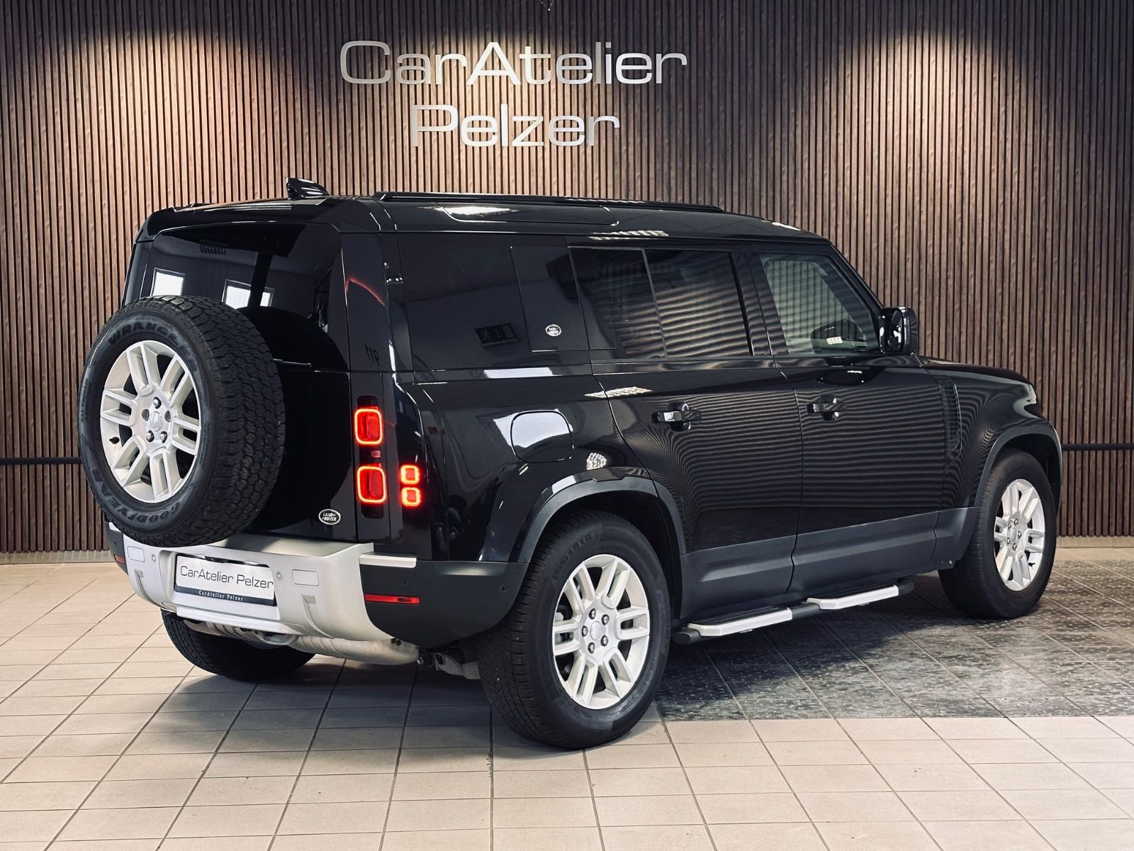 Land Rover Defender 110 S D250 1 Hand STHZ Luft AHK foto 4