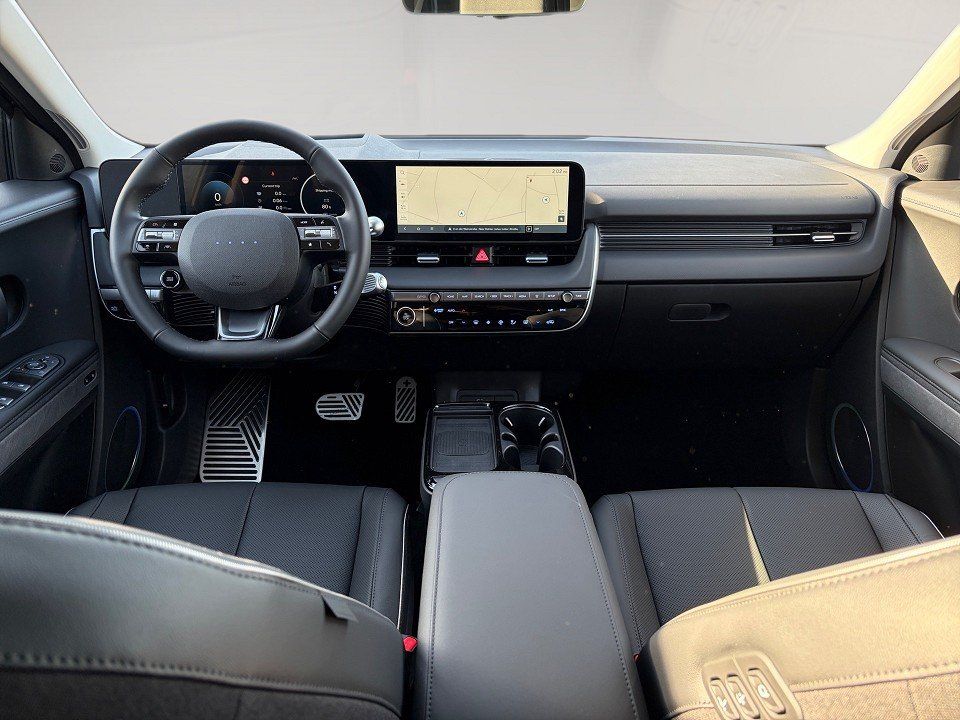 Fahrzeugabbildung Hyundai IONIQ 5 84kWh 229PS UNIQ Relax-Paket