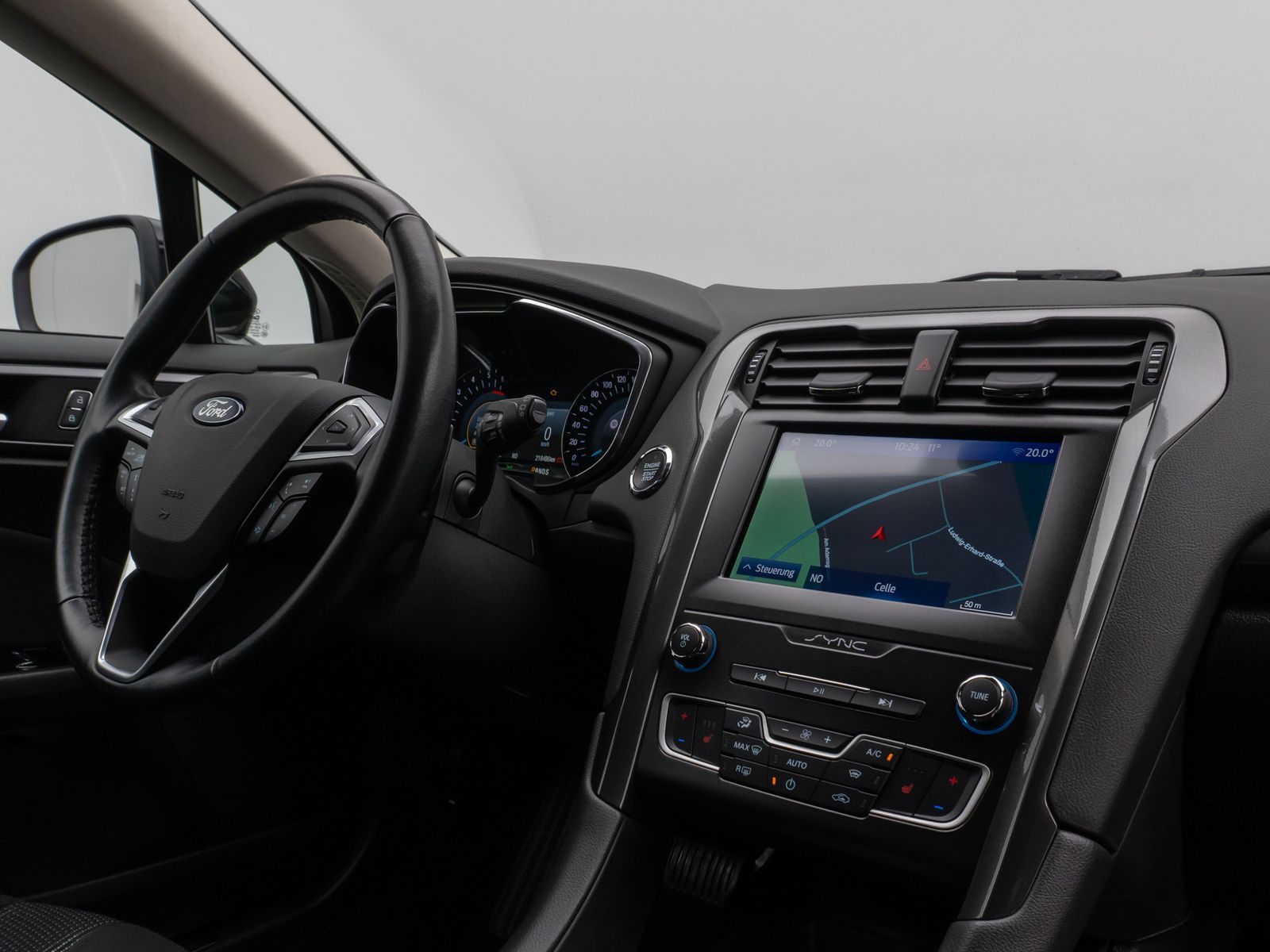 Fahrzeugabbildung Ford Mondeo Turnier Titanium Kamera AHK Winter 8fach