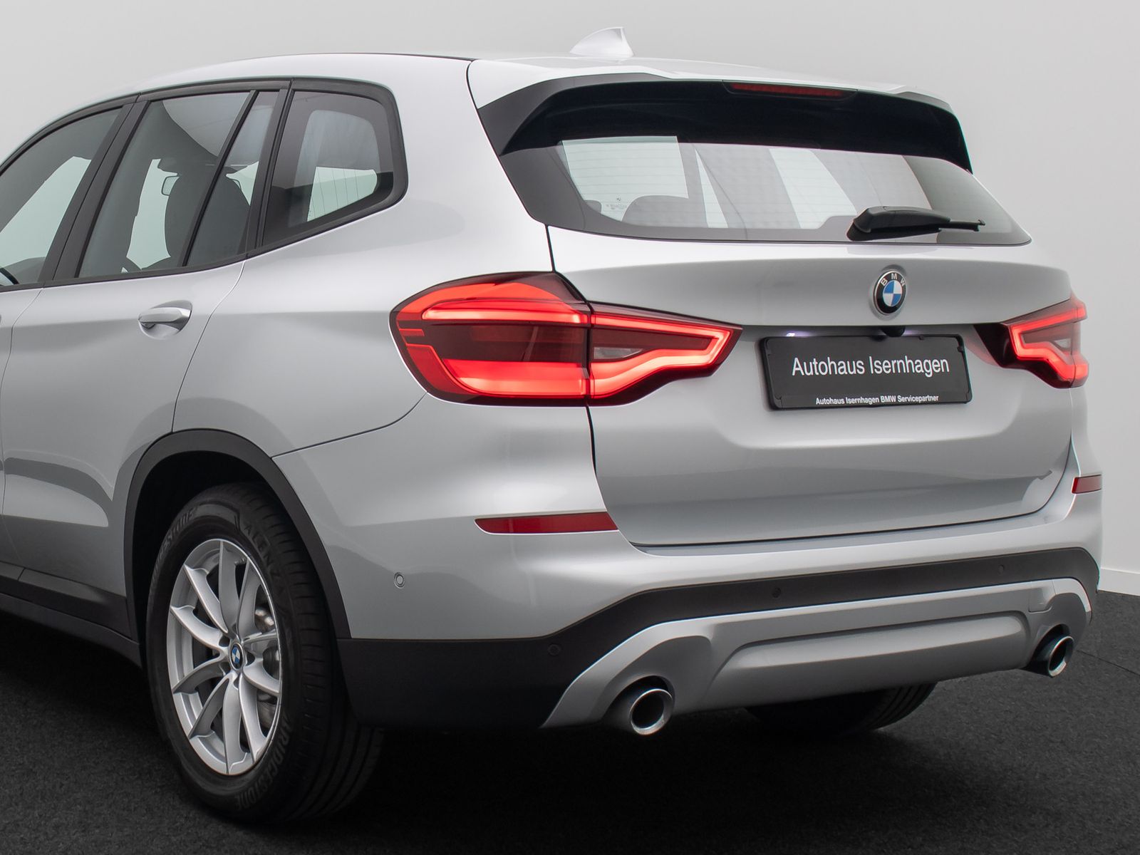 Fahrzeugabbildung BMW X3 xD30i 360&deg;DAB Memory CockpitPlus Leder 18Zoll