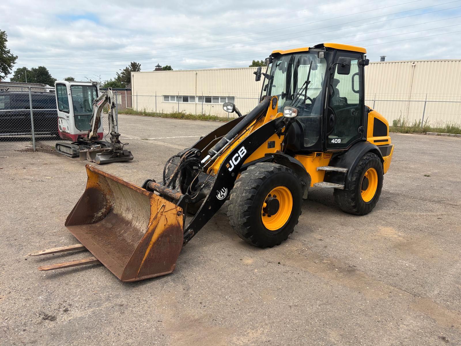 JCB 409 SV  Schaufel und Gabel  *2020*