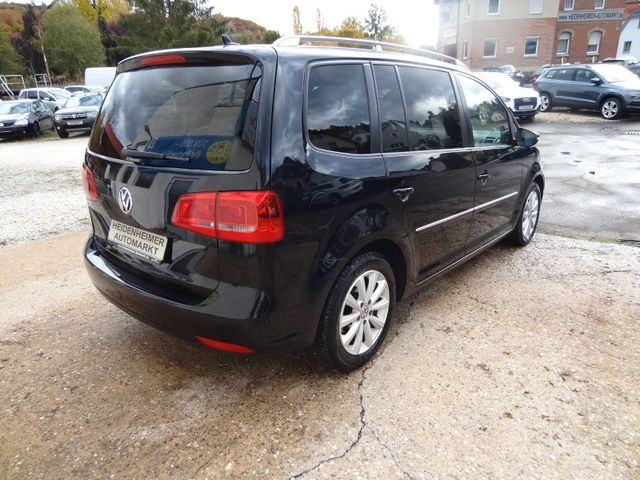 Fahrzeugabbildung Volkswagen Touran Highline/7-Sitz/Xenon/AHK/StH/Pano/