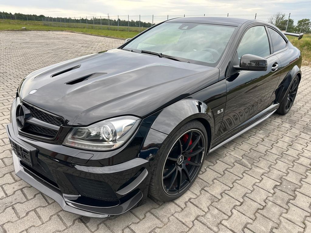 Mercedes-Benz C 63 AMG