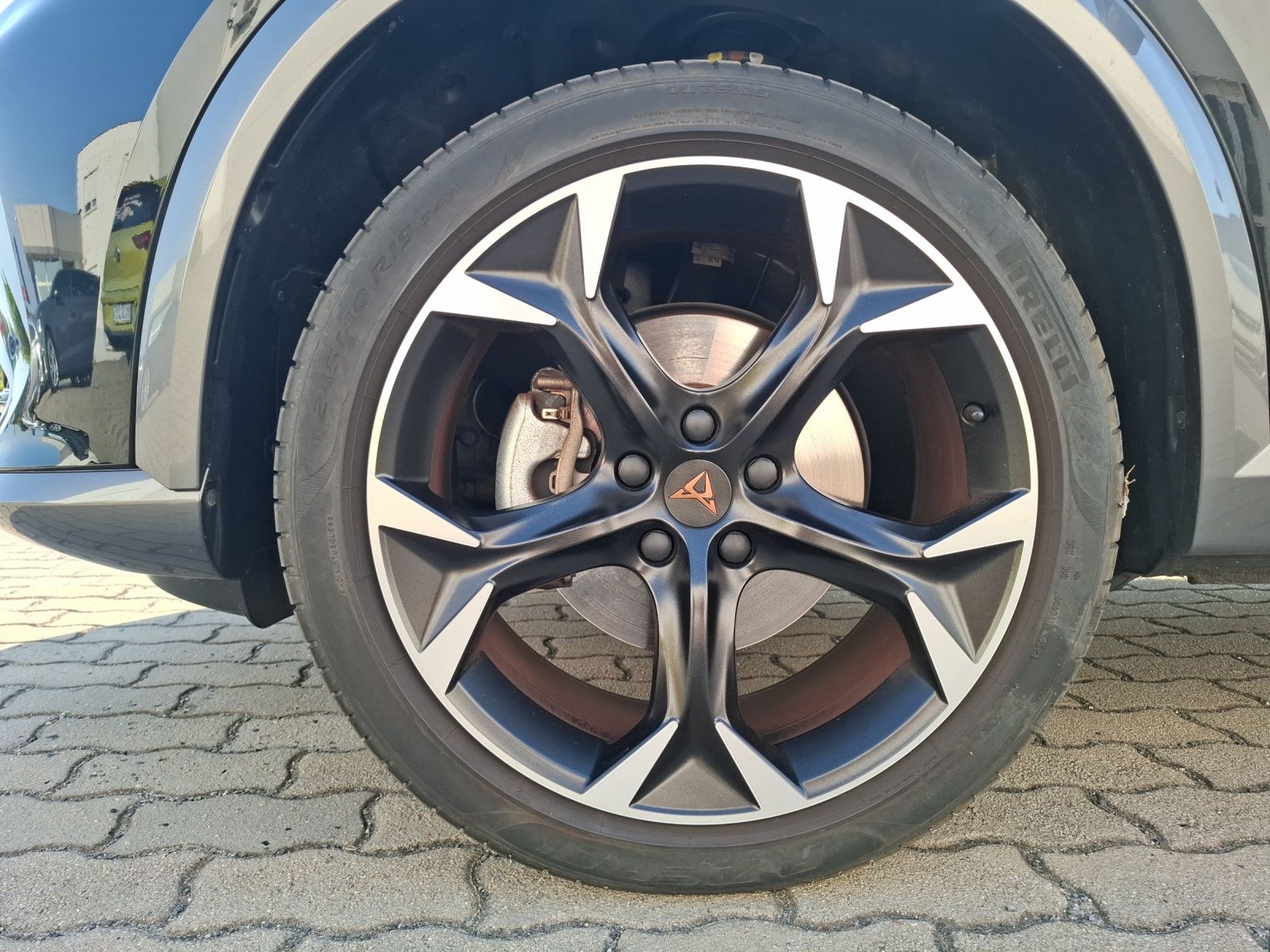 Fahrzeugabbildung CUPRA Formentor TSI DSG LED ACC RFK SH 19"